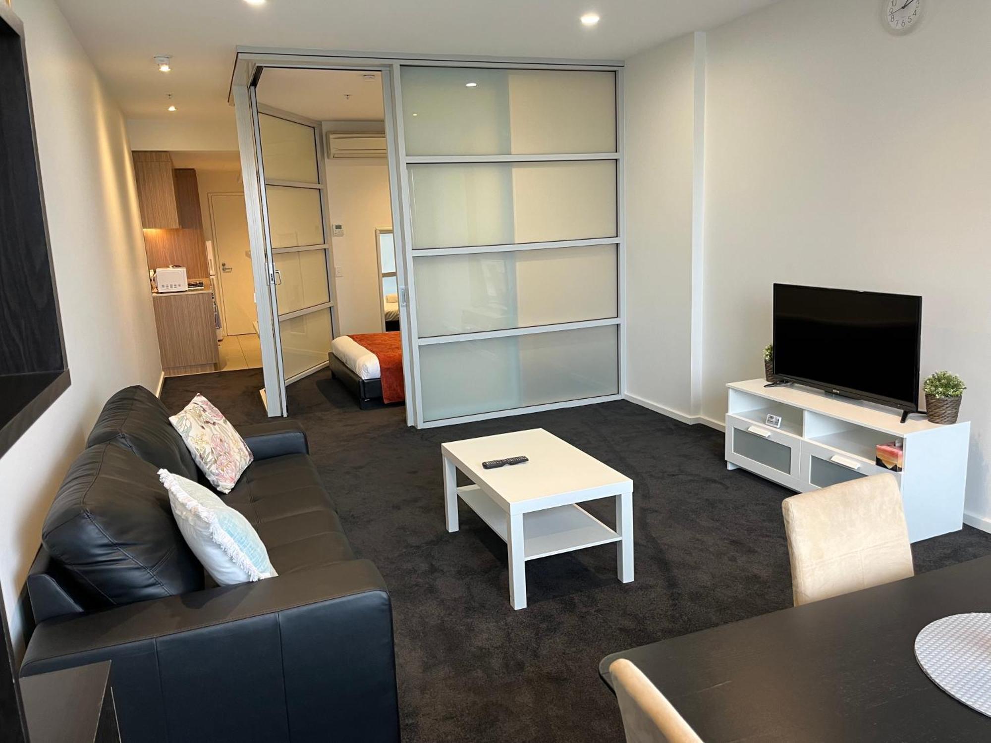 Tasha'S Apartments On Morphett Adelaide Bagian luar foto